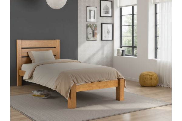 Lit design en pin massif VOLDA